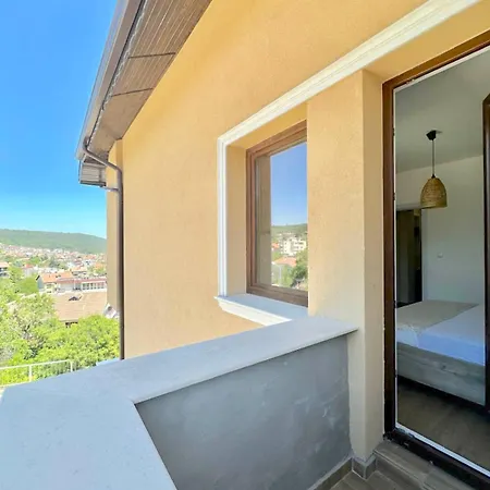 St John The Baptist Appartement
